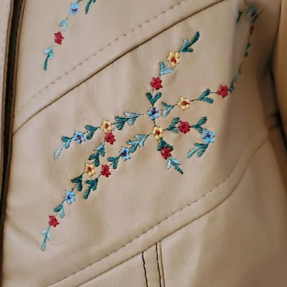 BELLARIVA | Faux Leather Embroidered Jacket - Picture 3 of 7